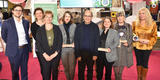 De gauche à droite : Nicolas Scotté, directeur général de l’Institut national du cancer ; Charlotte Kanski, responsable prévention, Ligue contre le cancer Ile-de France ; Véronique Guillotin, sénatrice de Meurthe et Moselle et présidente du Jury ; Floréale Mangin, responsable du dispositif « Accueil santé dans mon quartier » Conseil départemental de Seine-Saint-Denis ; Élodie Brun Mandon, adjointe au maire de Montpellier, déléguée à la santé ; Pr Norbert Ifrah, président de l’Institut national du cancer ; Odile Capitaine, vice-présidente de la Communauté de communes des Collines du Perche ; Annie Pourtier, vice-présidente en charge de la Santé et conseillère départementale du Canton de Morestel.